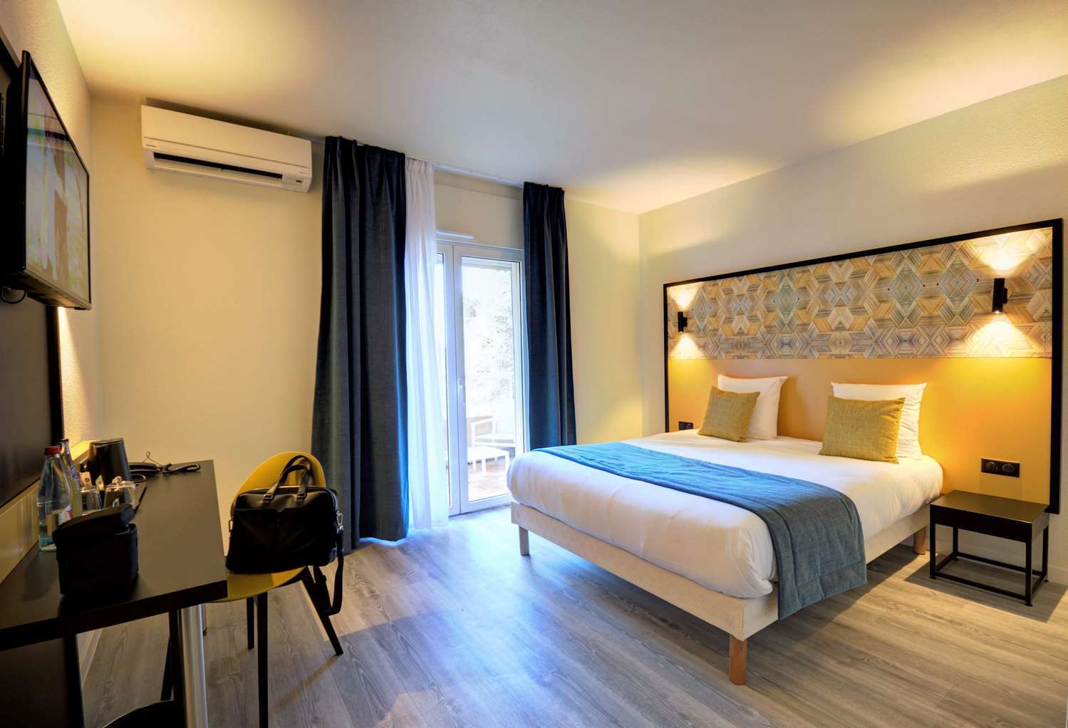 Best Western Domaine De Roquerousse Салон дьо Прованс Екстериор снимка