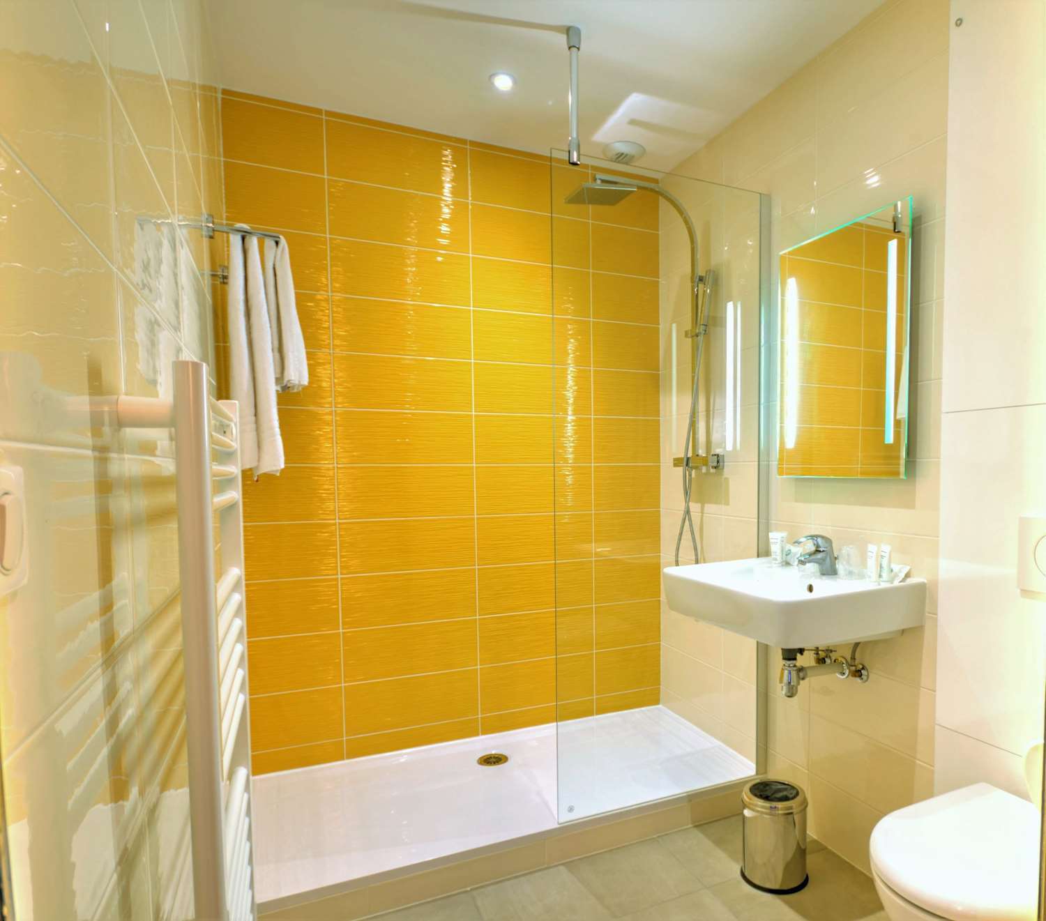 Best Western Domaine De Roquerousse Салон дьо Прованс Екстериор снимка